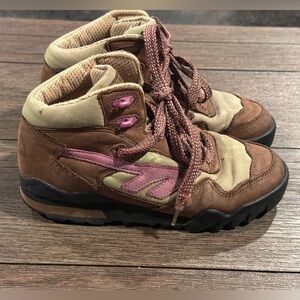 Hi-Tec Voyageur Womens Size 7 Waterproof Hiking‎ Trail Boots Purple Brown